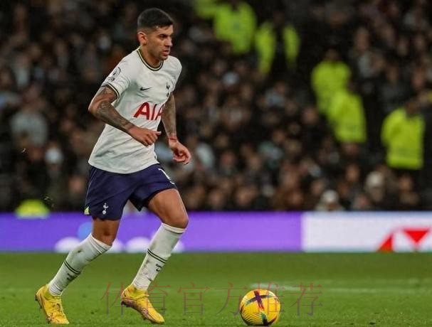 记者:皇马签拉莫斯希望渺茫 或引进德国后卫塔 记者:皇马签拉莫斯希望渺茫 或引进德国后卫塔